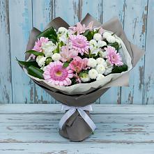 Букет цветов из:  Герберы, Альстромерии и Хризантемы в Рождественской Хаве