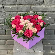 Цветочная композиция из Розы в коробке в Рождественской Хаве