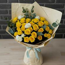 Букет цветов из:  Розы в Рождественской Хаве