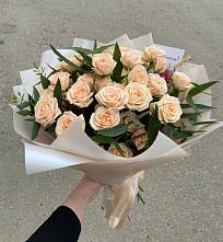 Букет Кремовые розы Латте в Рождественской Хаве