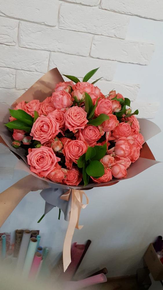 Букет цветов из: Розы в Рождественской Хаве