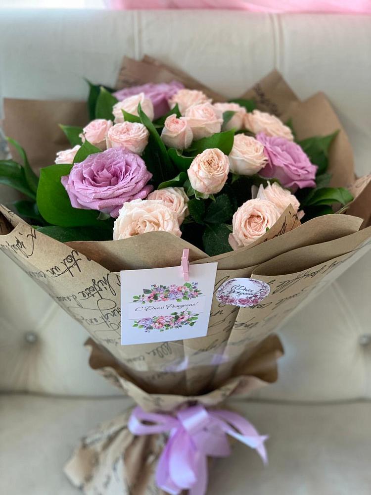 Букет цветов из: Розы в Рождественской Хаве