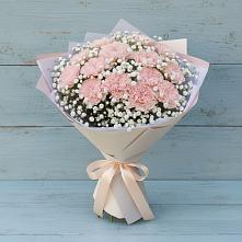 Букет цветов из:  Гвоздики в Рождественской Хаве