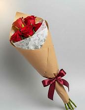 Букет цветов из:  Розы в Рождественской Хаве