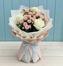 Букет цветов из:  Розы в Рождественской Хаве