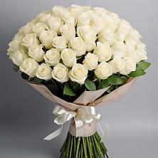 Букет 101 беля роза Белоснежка в Рождественской Хаве