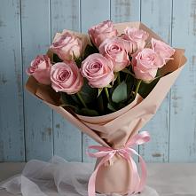 Букет цветов из:  Розы в Рождественской Хаве
