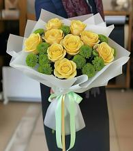 Букет цветов из:  Хризантемы и Розы в Рождественской Хаве