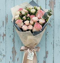 Букет цветов из:  Розы в Рождественской Хаве
