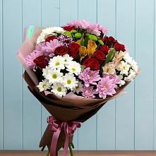 Букет цветов из:  Розы, Хризантемы и Альстромерии в Рождественской Хаве