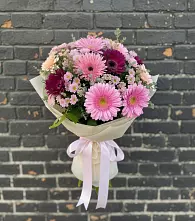 Букет цветов из:  Герберы и Хризантемы #REPLACE_PRED# Рождественской Хаве