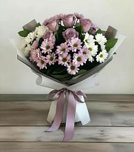 Букет цветов из:  Хризантемы и Розы в Рождественской Хаве