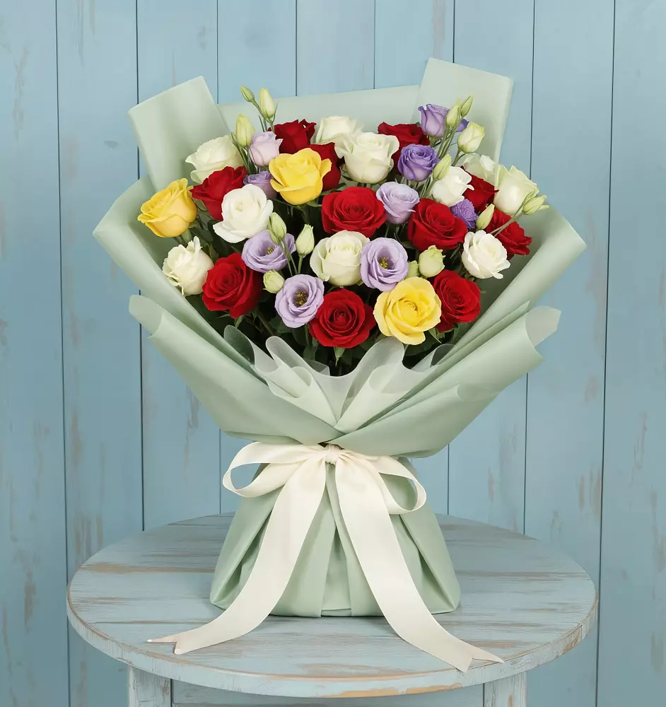 Букет цветов из: Розы в Рождественской Хаве