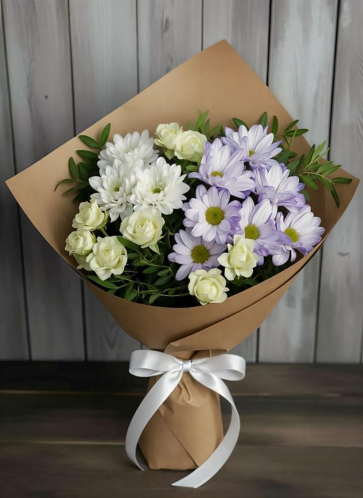 Букет цветов из: Хризантемы и Розы в Рождественской Хаве