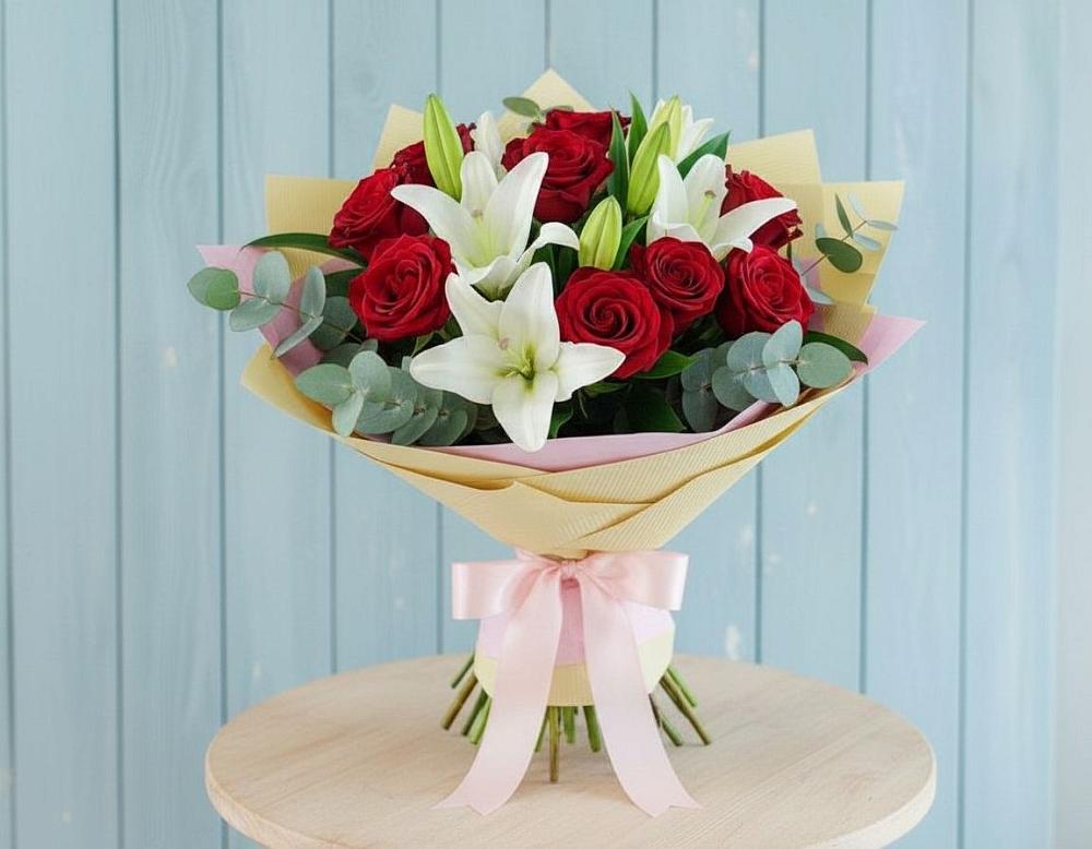 Букет цветов из: Лилии и Розы в Рождественской Хаве