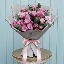 Букет цветов из:  Розы в Рождественской Хаве